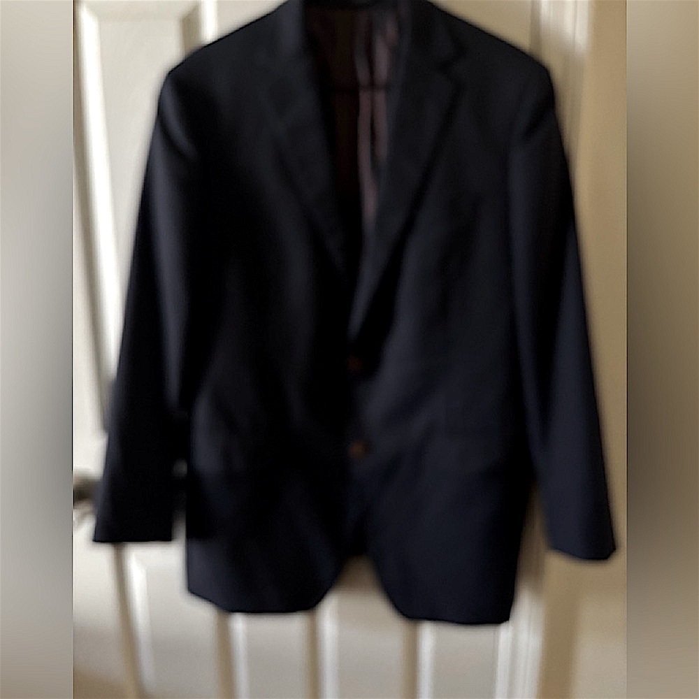 Paul Bentley navy jacket 40 R fabric designed in Italy  in wool & cashmere.
